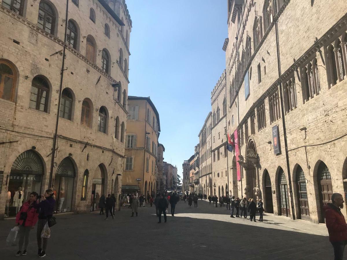 La Casa Di Benedetta Apartment Perugia Bagian luar foto